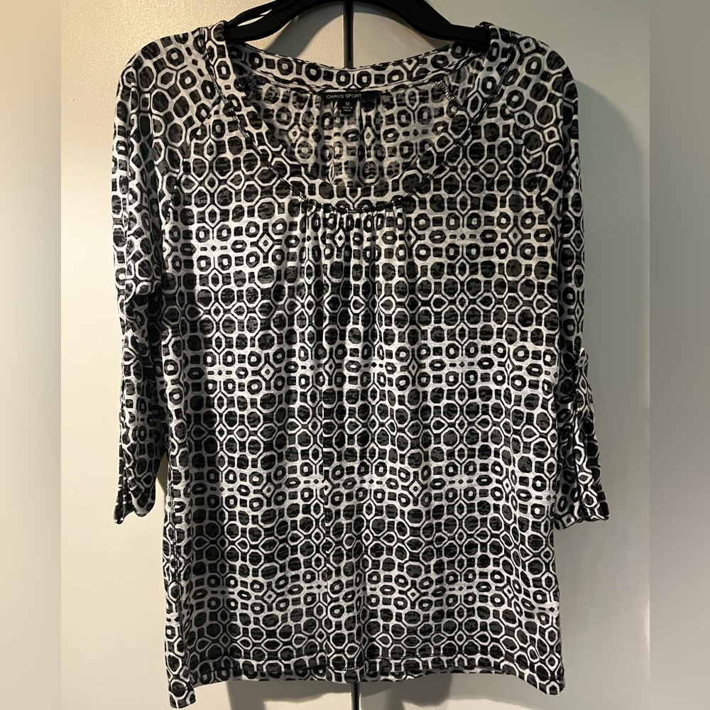 Chaus Sport Stylish Black and White Geometric Women's Top